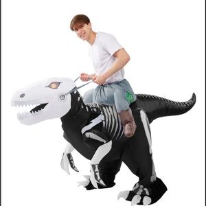 Spooktacular RIDE A RAPTOR 🦖SKELETON Puff me Up! Skeleton Raptor 🦖 Inflatable